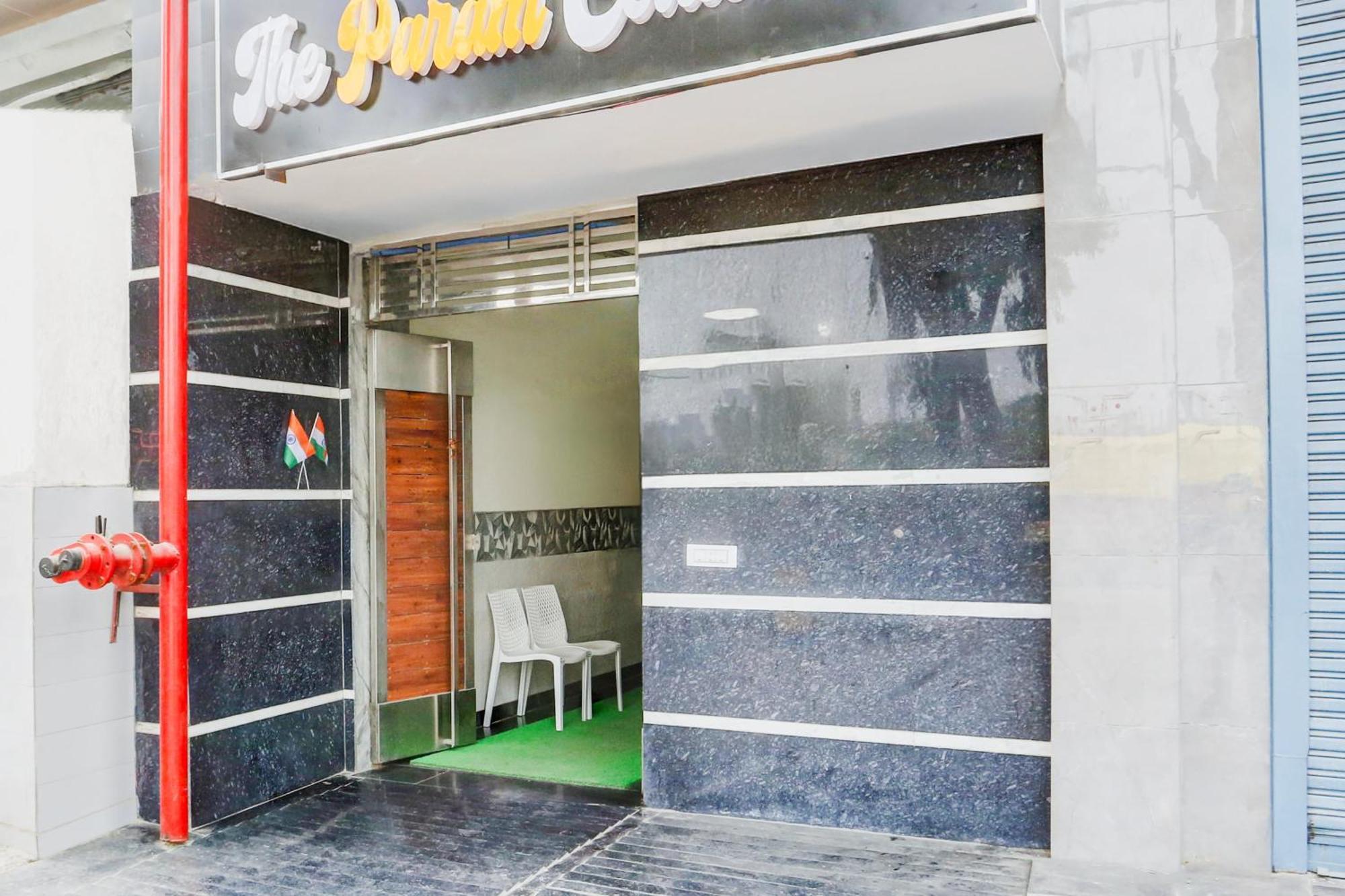 O The Param Continental Hotel