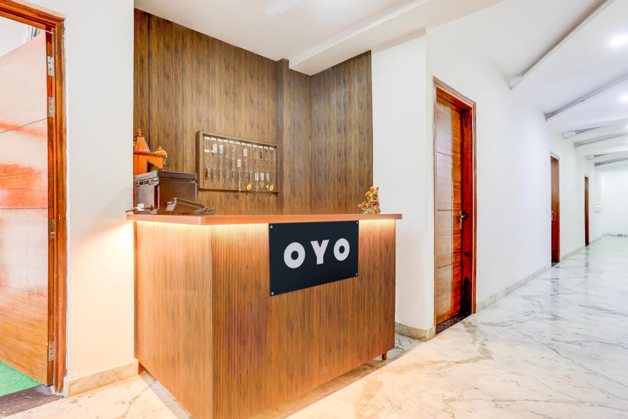 O The Param Continental Hotel 2*
